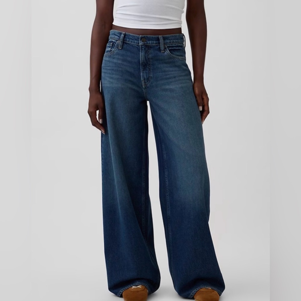 GAP Women's mid rise baggy Jeans in Deep Blue